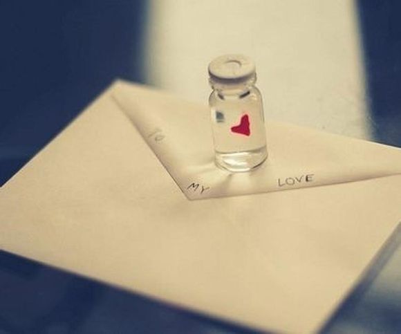 单个食指朝上什么意思